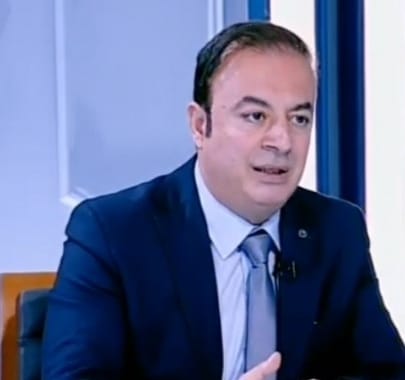 الدكتور أحمد يونس